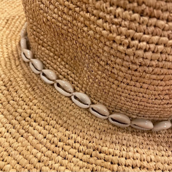 Zara Woven Rafia Sun Hat With Shell Trim - Picture 2 of 6